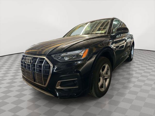 Used 2023 Audi Q5 2.0T Premium w/ Convenience Package AWD/4WD image 5