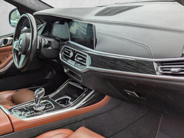 Used 2022 BMW X7 xDrive40i w/ M Sport Package image 22