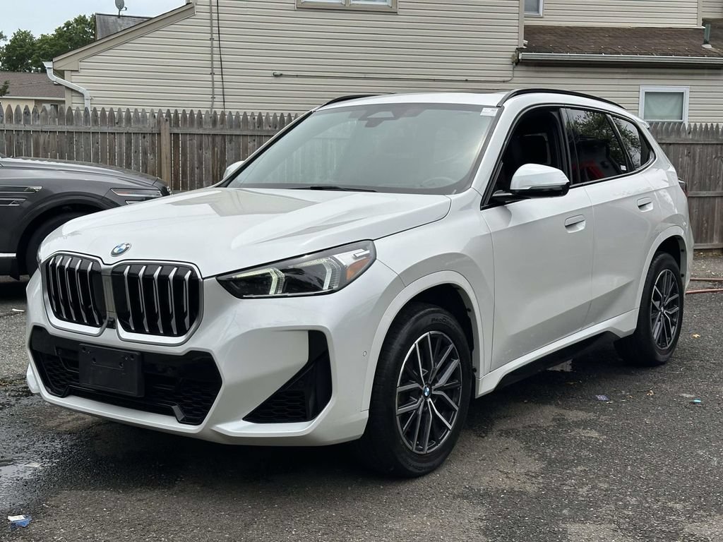 Used 2023 BMW X1 xDrive28i w/ Premium Package AWD/4WD image 7