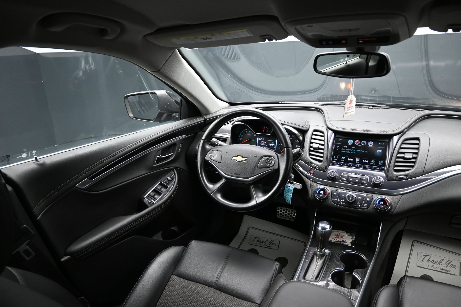 Used 2017 Chevrolet Impala LT FWD image 33