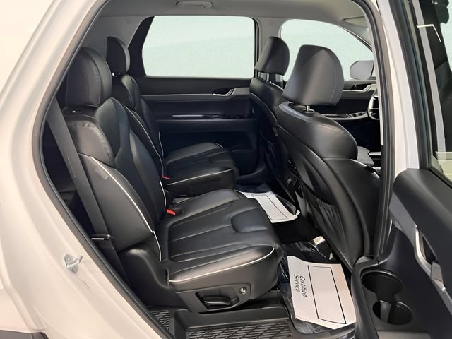 Used 2025 Hyundai Palisade SEL FWD image 12