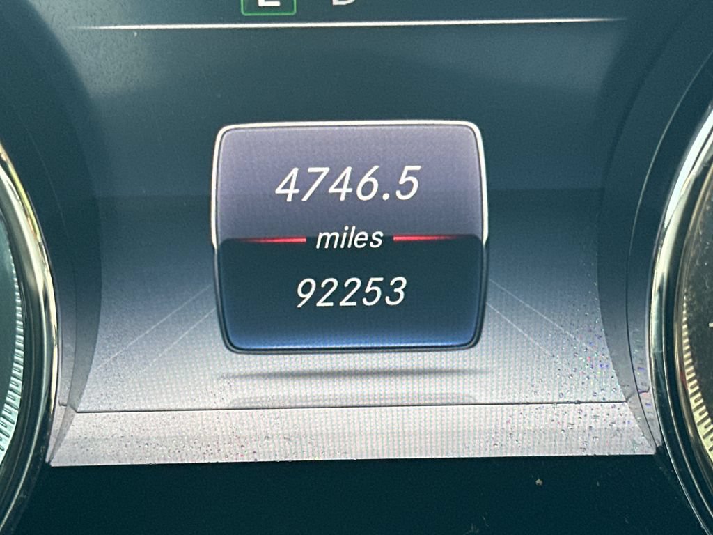 Used 2017 Mercedes-Benz E 300 4MATIC image 29