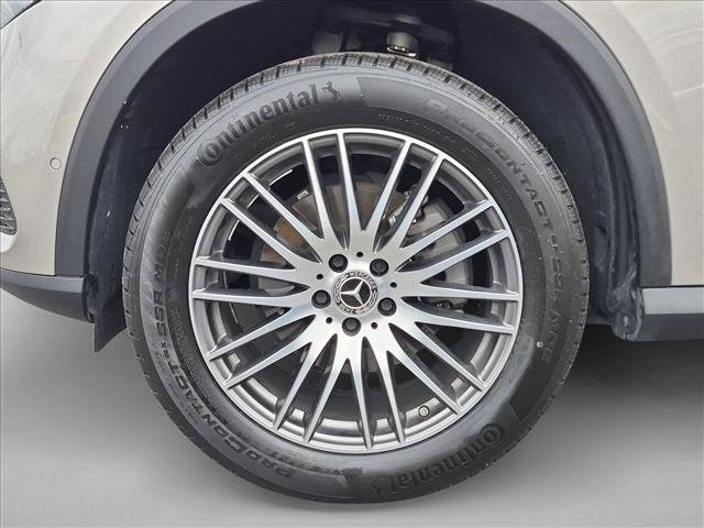 Used 2023 Mercedes-Benz GLC 300 image 23