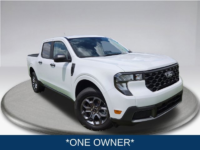 Used 2025 Ford Maverick XLT w/ Equipment Group 302A AWD/4WD image 3