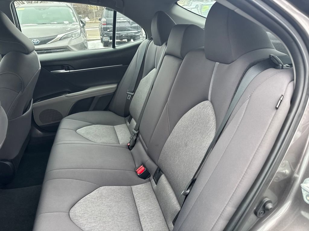 Used 2023 Toyota Camry LE image 34