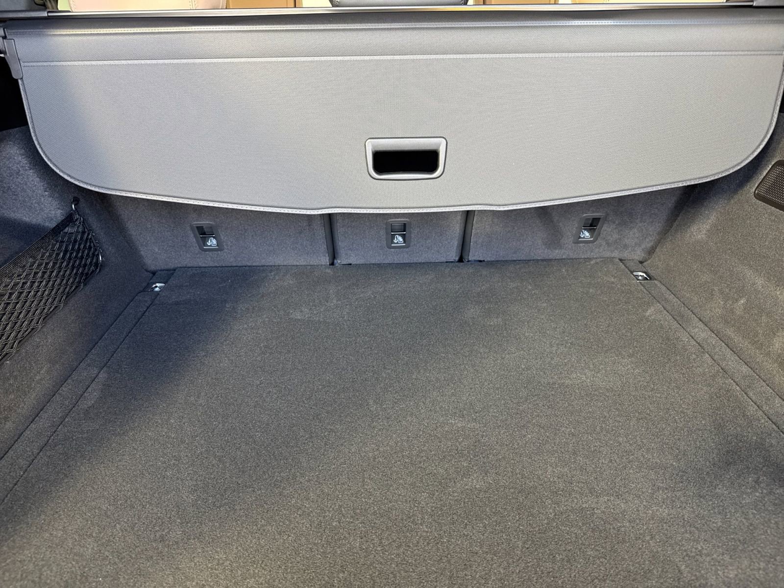 New 2026 Porsche Cayenne S image 17