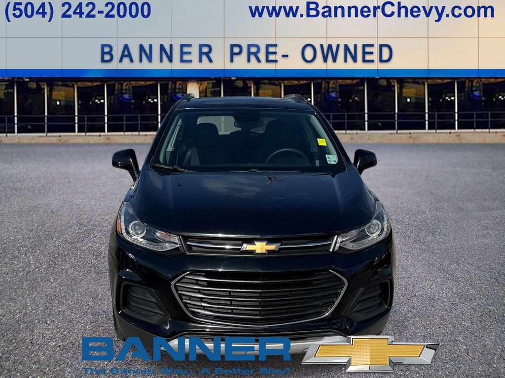 Certified 2019 Chevrolet Trax LT w/ LT Convenience Package image 2