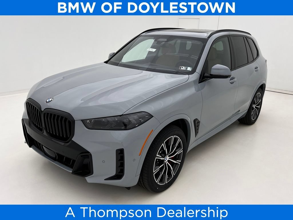 New 2026 BMW X5 xDrive40i w/ M Sport Package AWD/4WD image 1