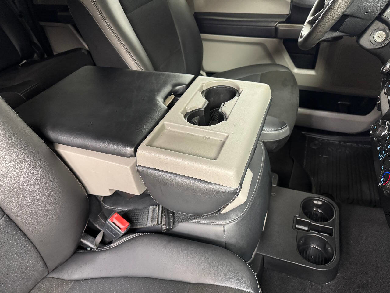 Used 2020 Ford F250 XLT image 29