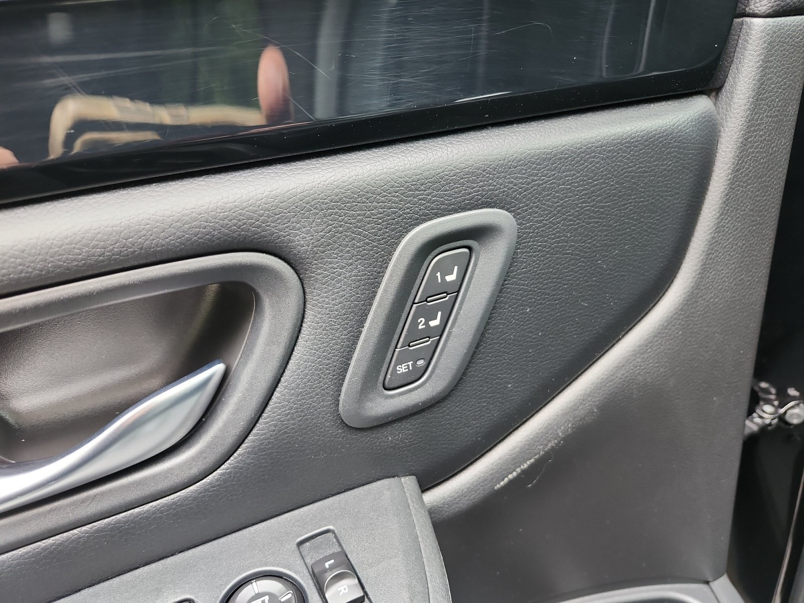 Used 2023 Honda Pilot Touring image 17
