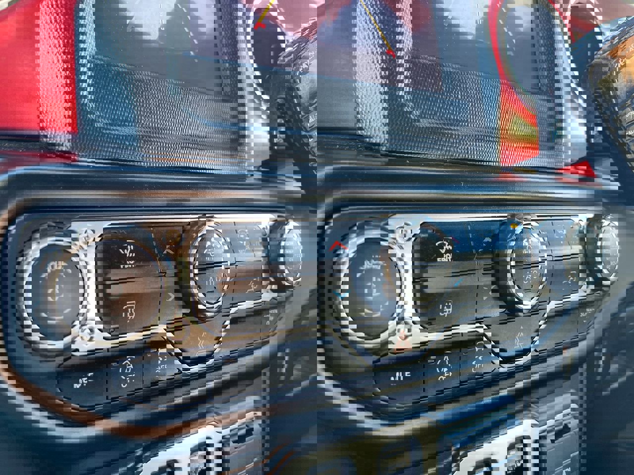 Used 2020 Jeep Wrangler Rubicon image 40