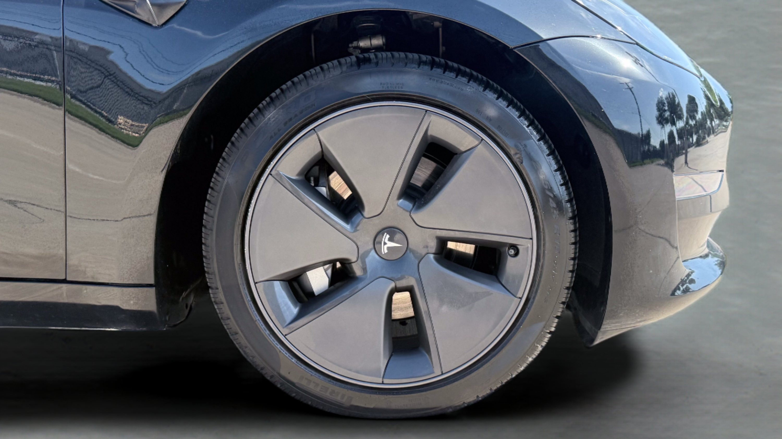 Used 2023 Tesla Model 3 Standard Range RWD image 9