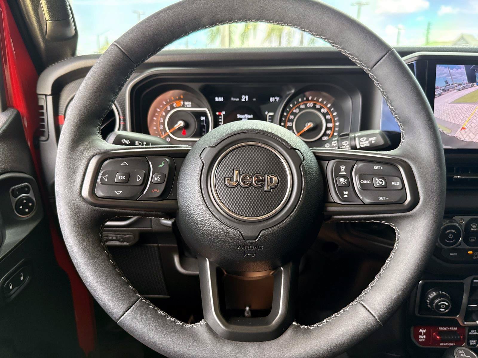 Used 2026 Jeep Wrangler Unlimited Rubicon AWD/4WD image 27