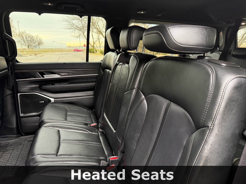 Used 2023 Jeep Wagoneer Series III w/ Convenience Group I image 16