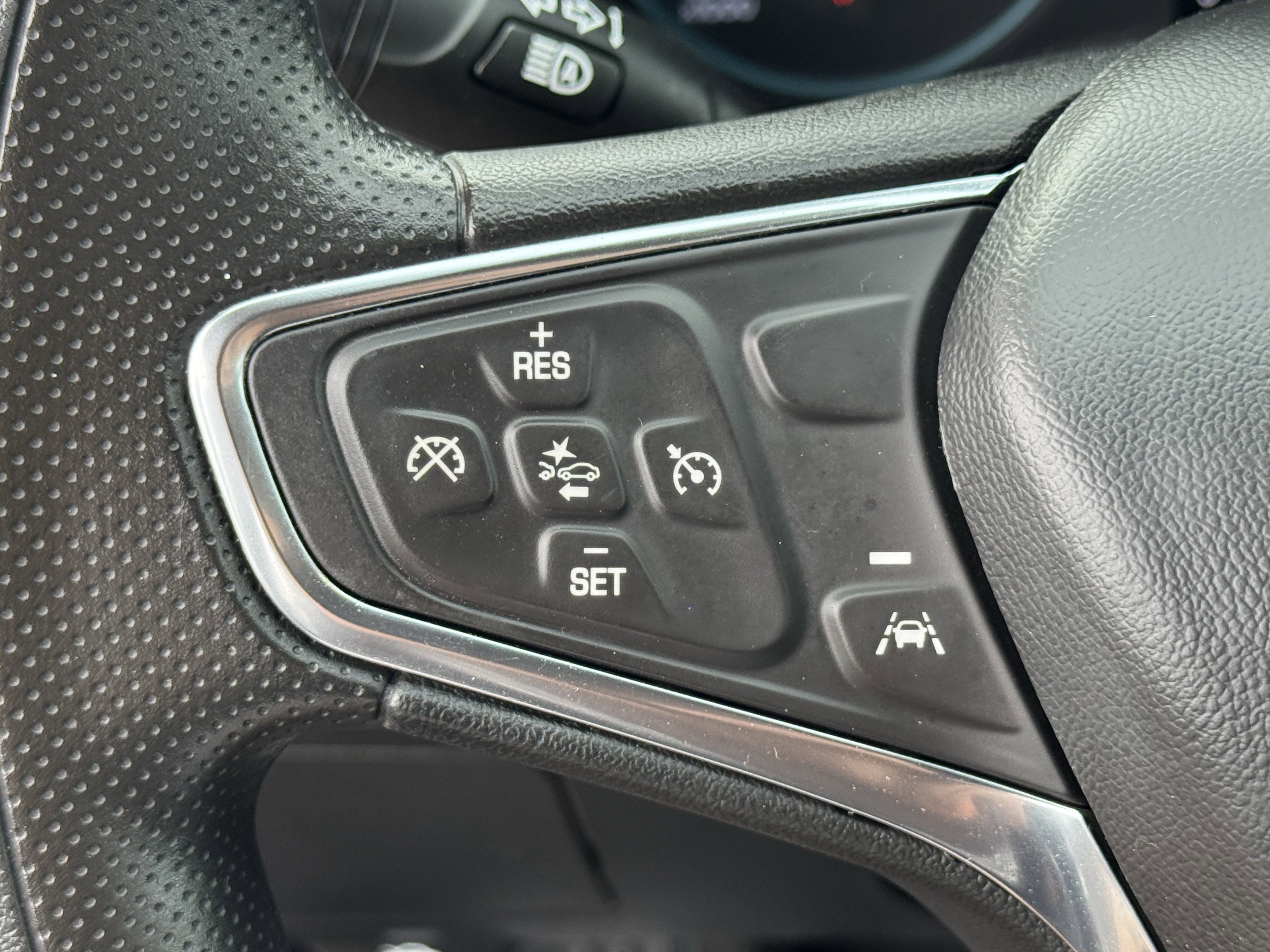 Used 2024 Chevrolet Malibu LT FWD image 24