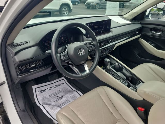 Used 2023 Honda Accord Touring image 18
