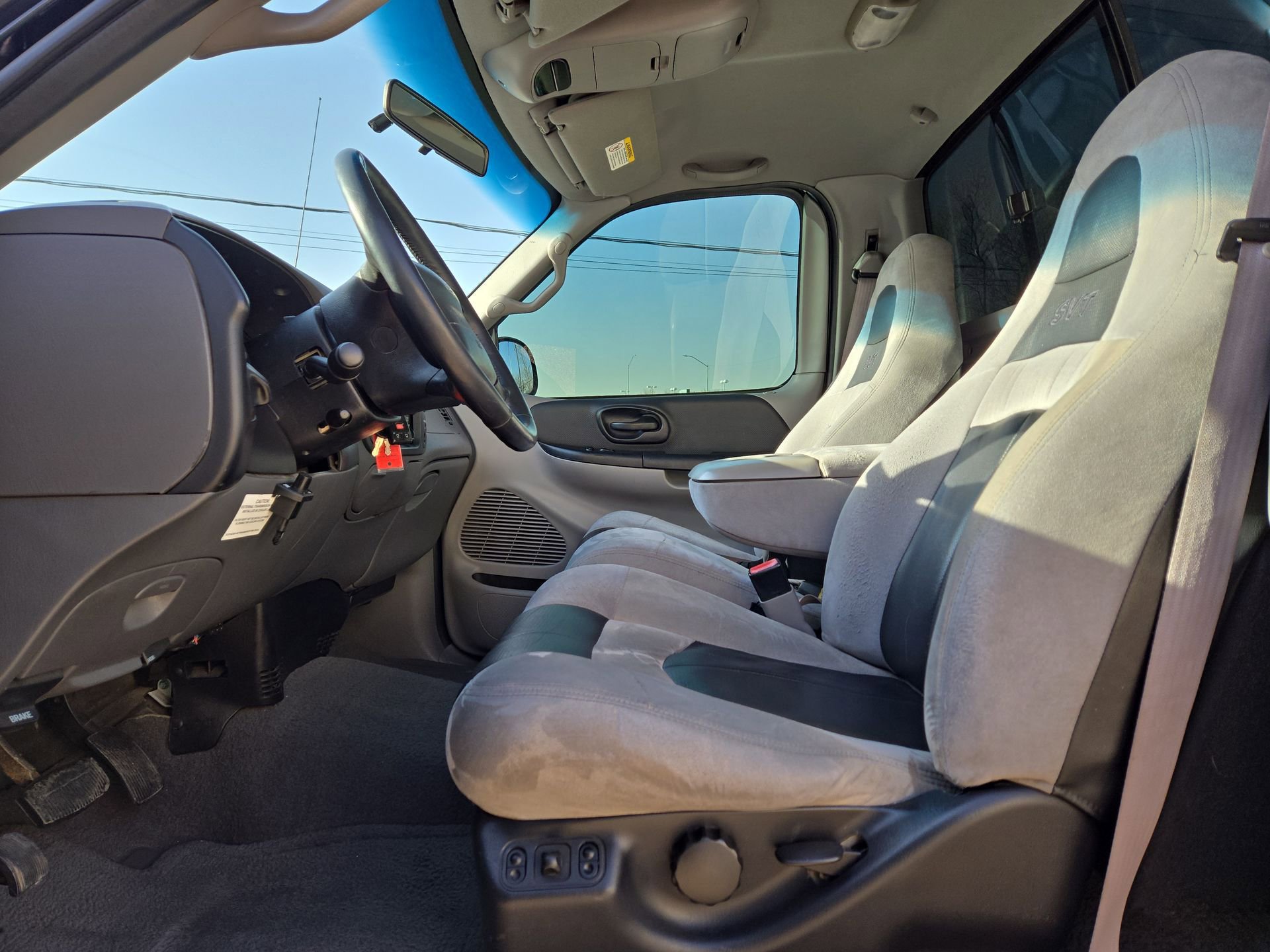 Used 2001 Ford F150 Lightning image 16