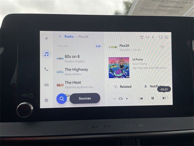 Used 2023 Toyota Prius XLE image 13