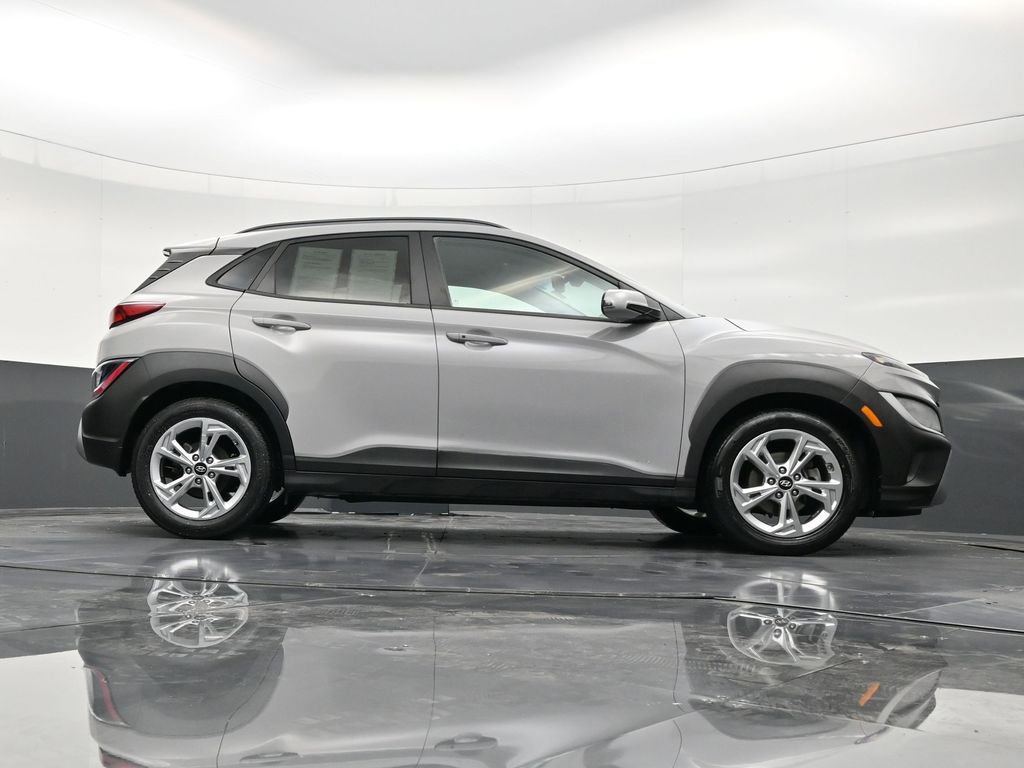 Used 2022 Hyundai Kona SEL image 25