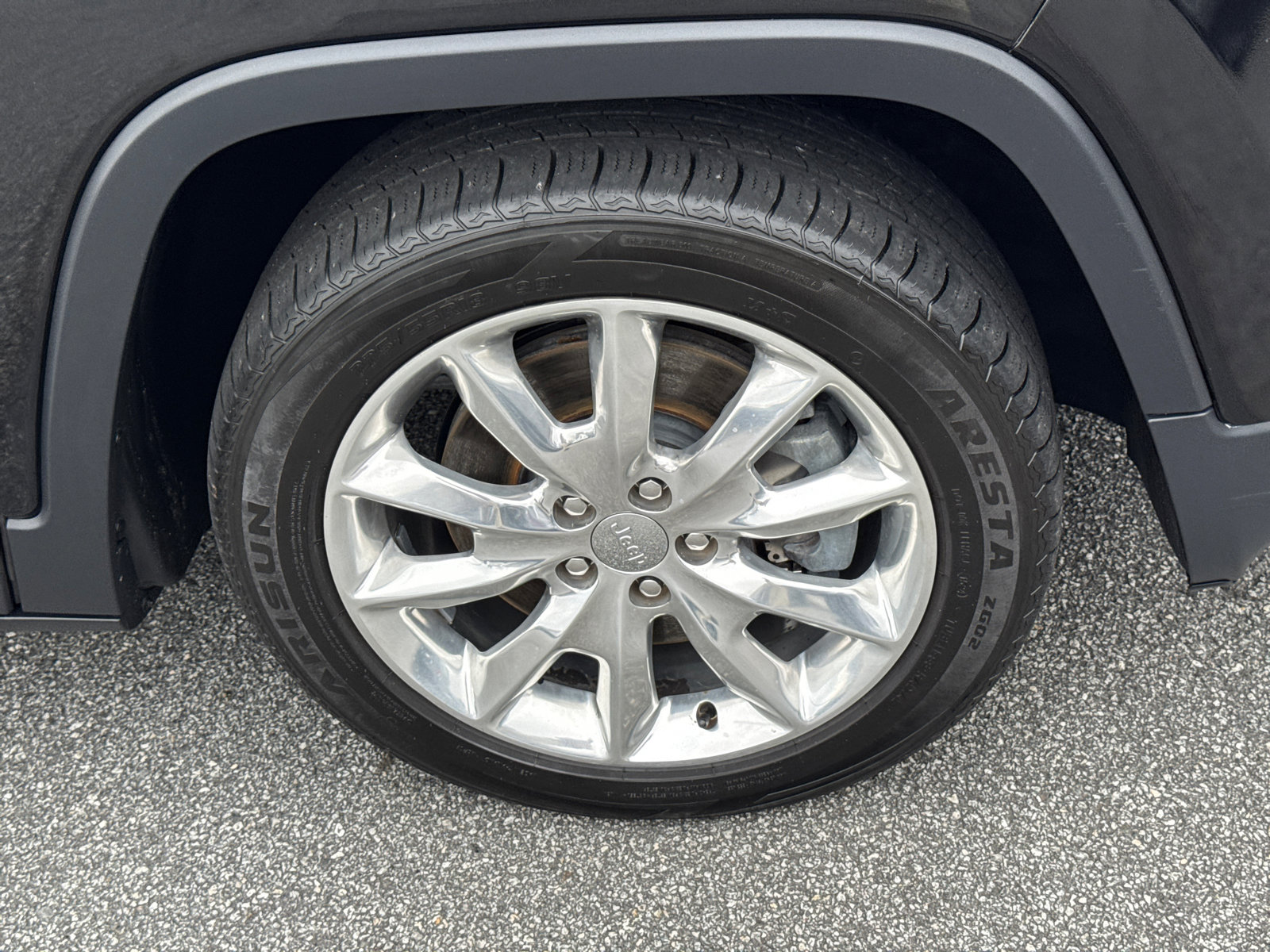 Used 2016 Jeep Cherokee Limited w/ Technology Group image 12