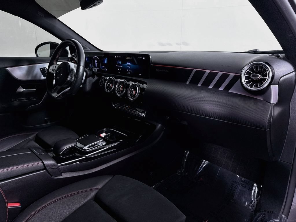 Used 2020 Mercedes-Benz A 35 AMG 4MATIC image 34