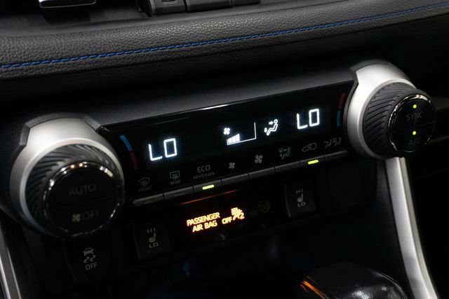 Used 2020 Toyota RAV4 XSE w/ XSE Grade Weather Package AWD/4WD image 27