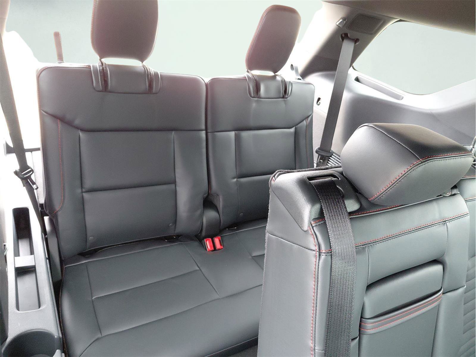 New 2026 Ford Explorer ST-Line w/ ST-Line Street Pack image 22