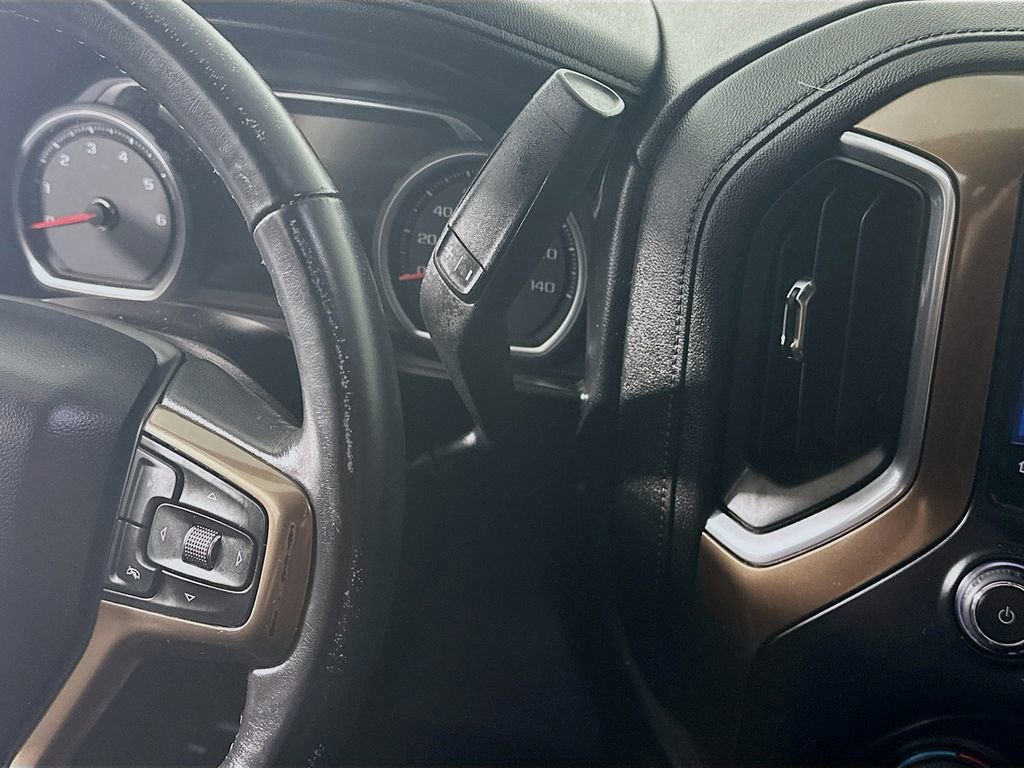 Used 2021 Chevrolet Silverado 1500 High Country AWD/4WD image 16