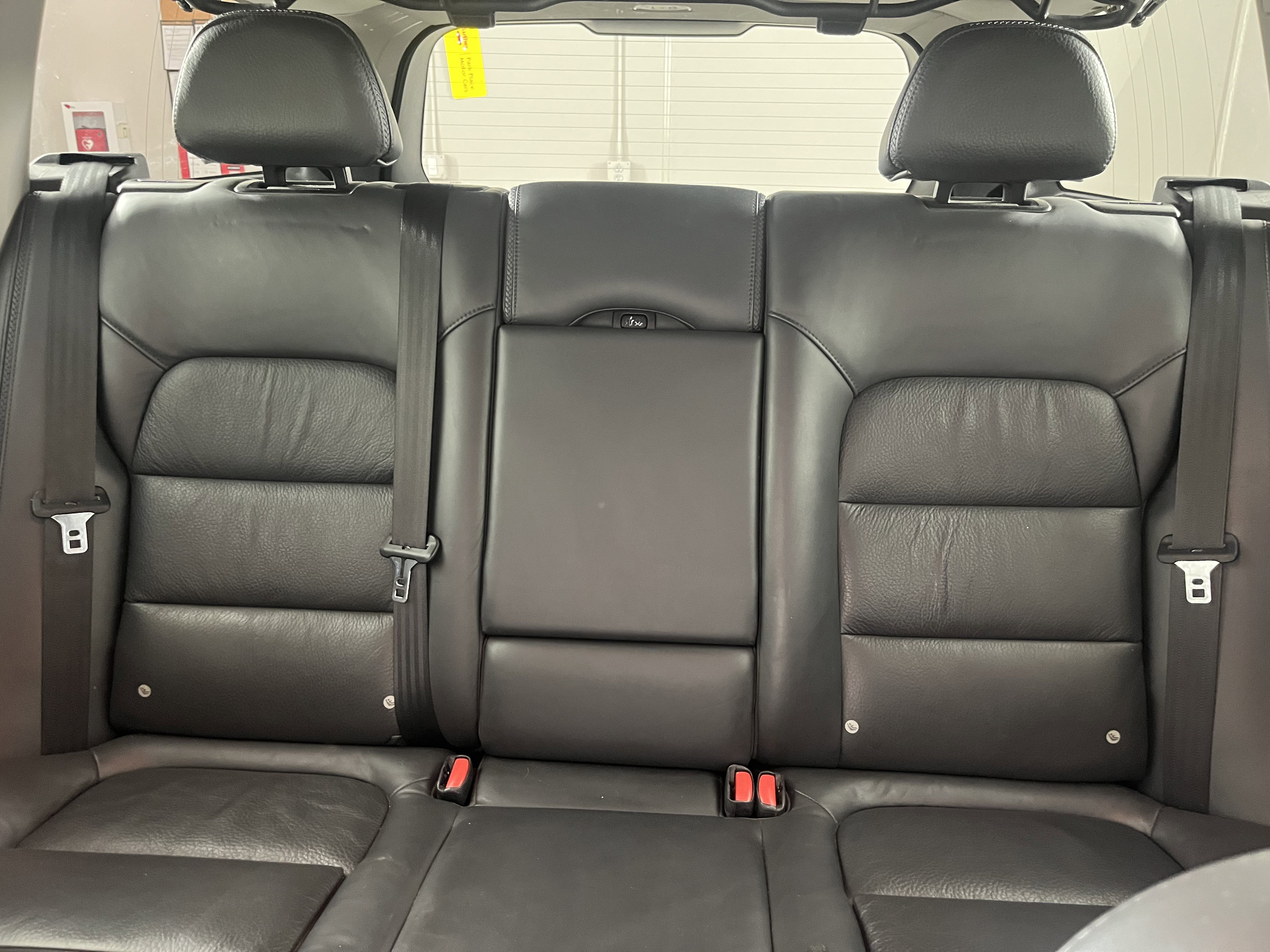 Used 2012 Volvo XC70 T6 Platinum image 24