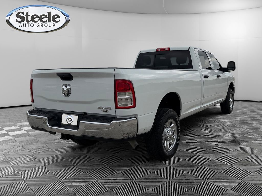 Used 2024 RAM 2500 Tradesman w/ Chrome Appearance Group AWD/4WD image 5