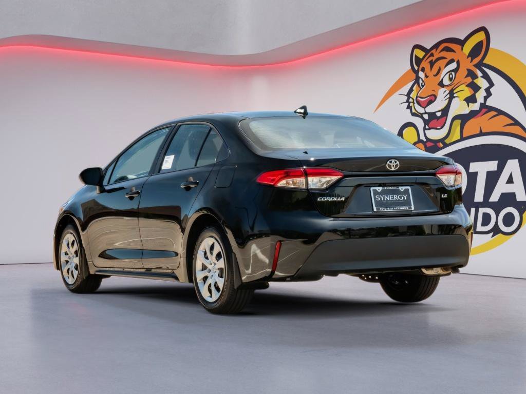 Used 2026 Toyota Corolla LE FWD image 8