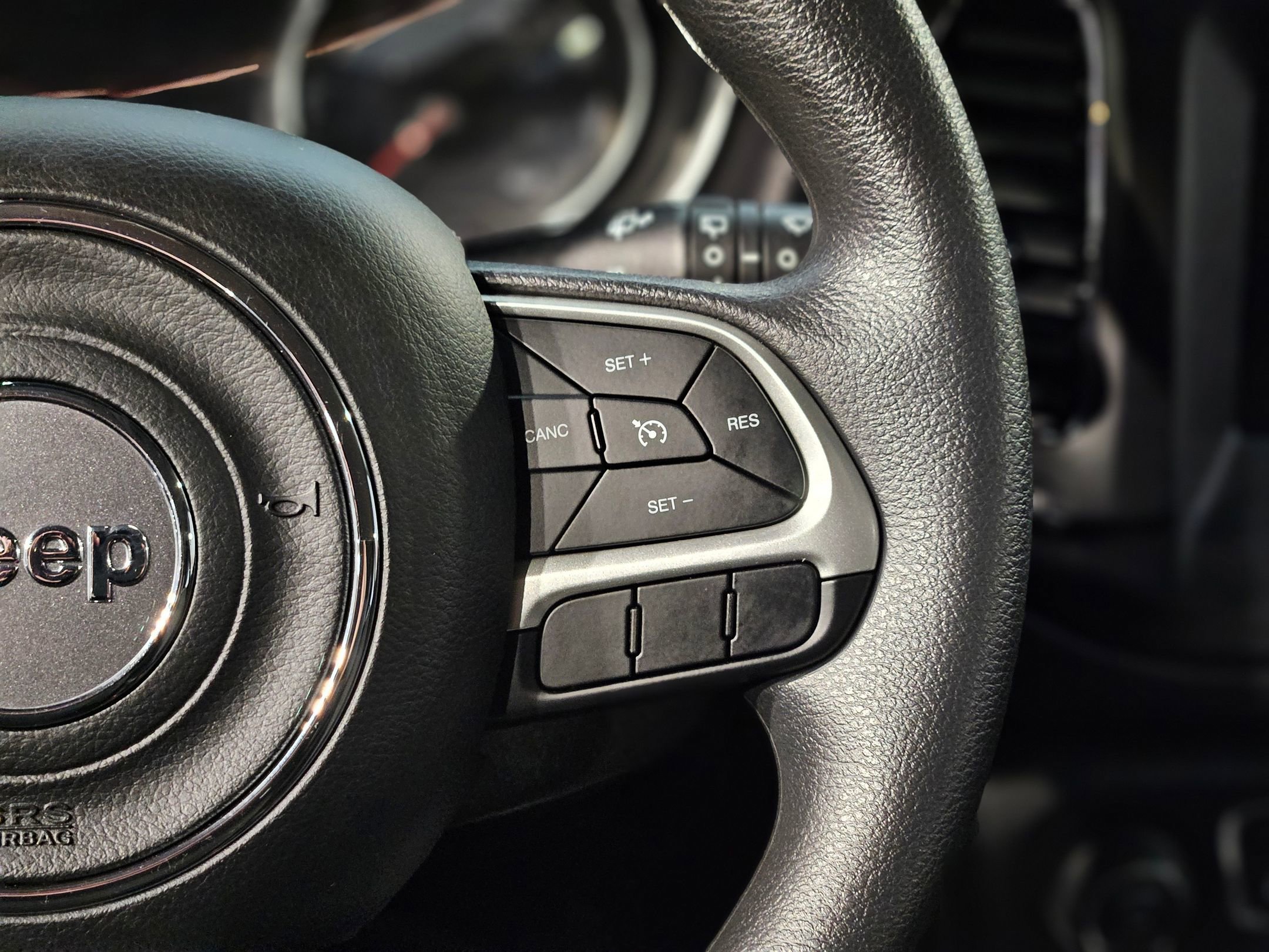 Used 2018 Jeep Compass Sport w/ Tech Group image 27