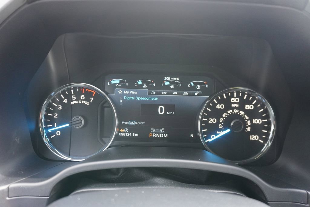 Used 2019 Ford F150 Lariat w/ Equipment Group 502A Luxury AWD/4WD image 11