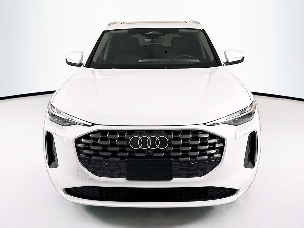 Used 2025 Audi Q5 Premium w/ Convenience Package AWD/4WD image 2