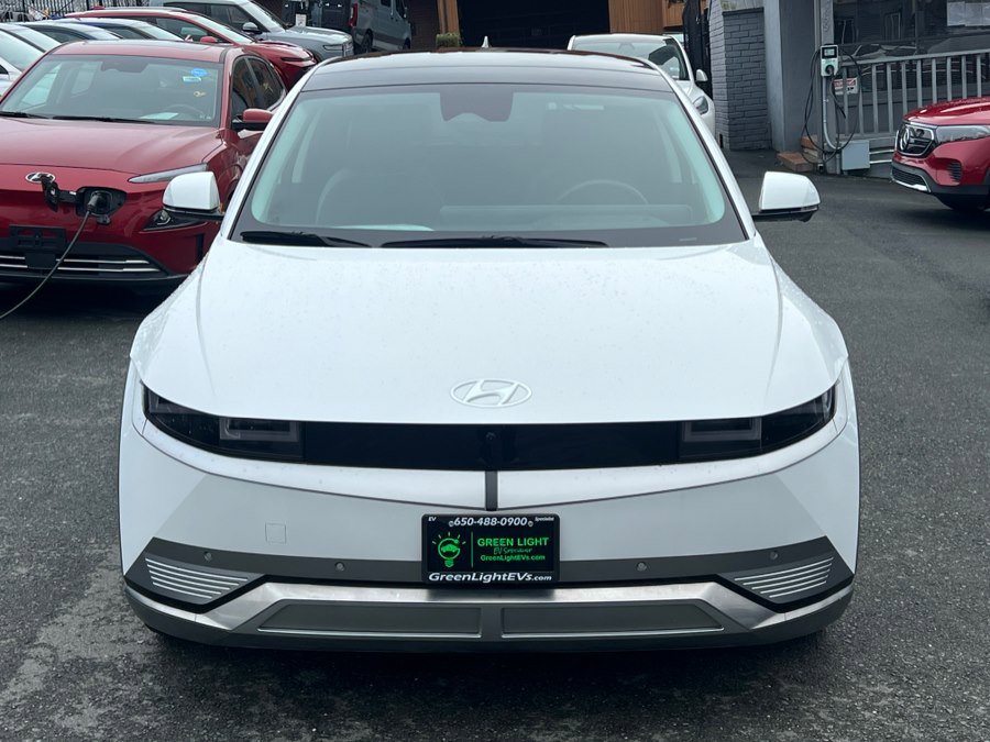 Used 2024 Hyundai Ioniq 5 Limited image 2