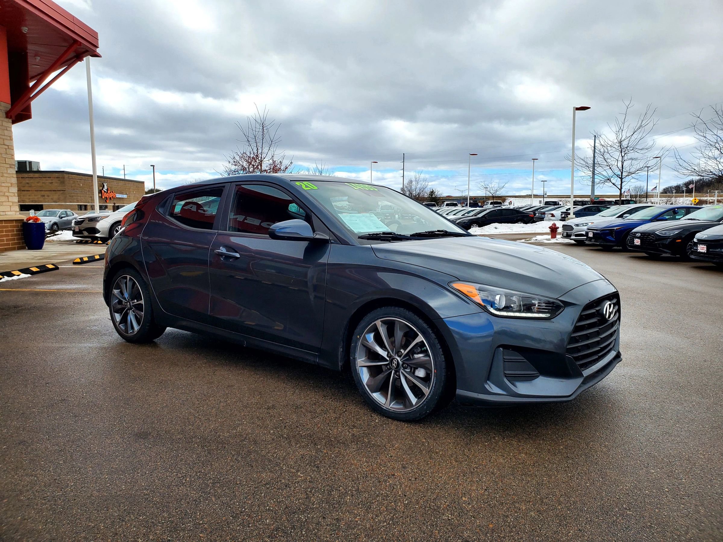 Used 2020 Hyundai Veloster 2.0 Premium image 3