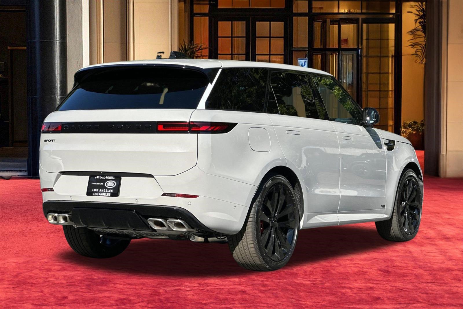 New 2026 Land Rover Range Rover Sport Dynamic SE AWD/4WD image 8