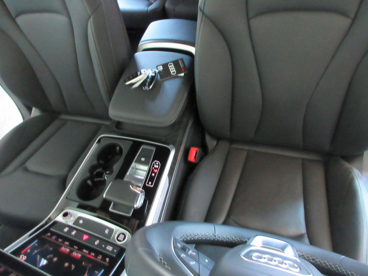 Used 2025 Audi Q7 3.0T Premium Plus w/ Premium Plus Package AWD/4WD image 16
