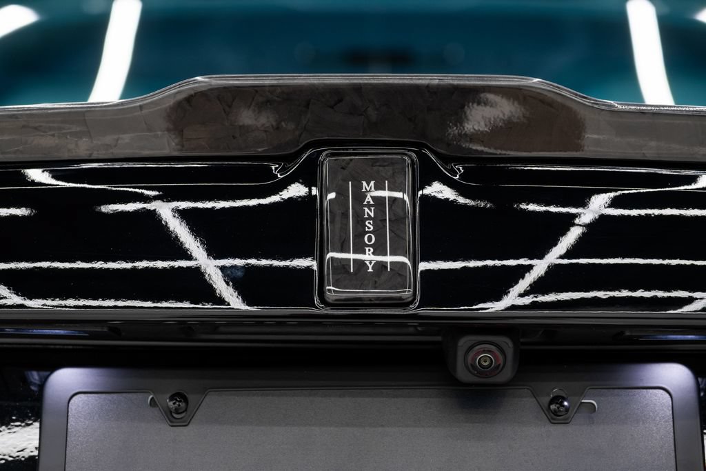 Used 2026 Rolls-Royce Phantom Sedan RWD image 24