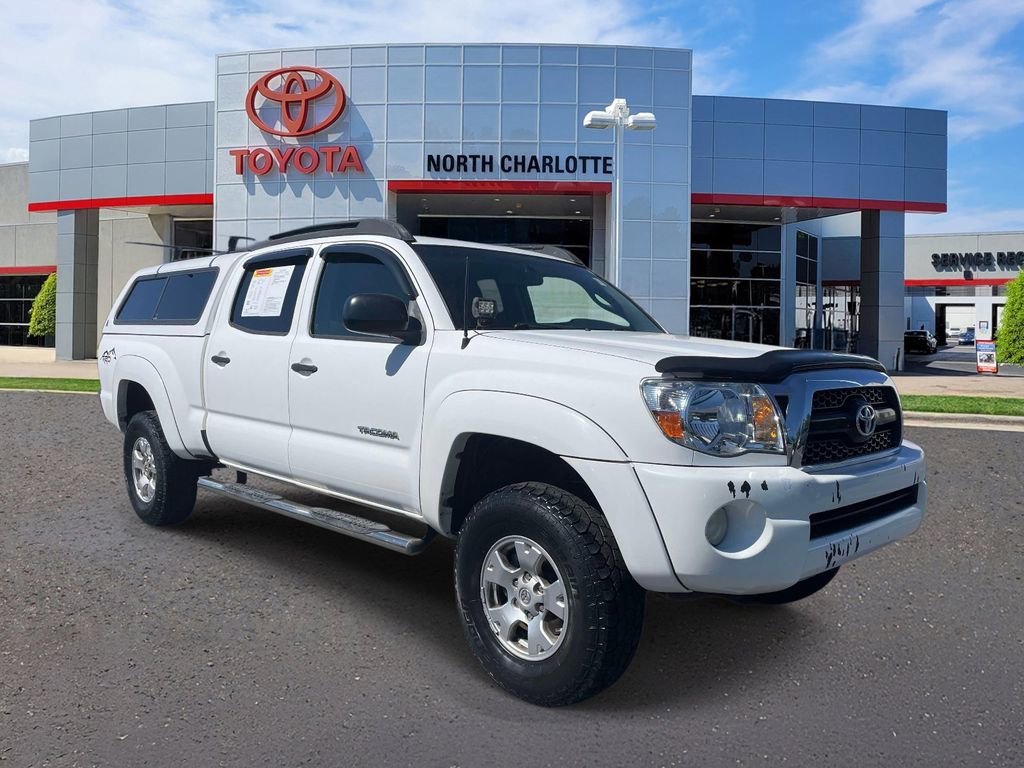 Used 2011 Toyota Tacoma PreRunner w/ SR5 Pkg #2 RWD image 2