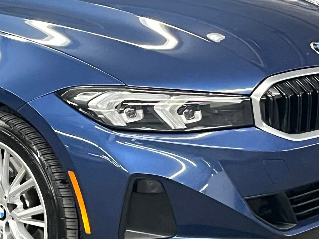 Used 2023 BMW 330i xDrive Sedan w/ Driving Assistance Package AWD/4WD image 43