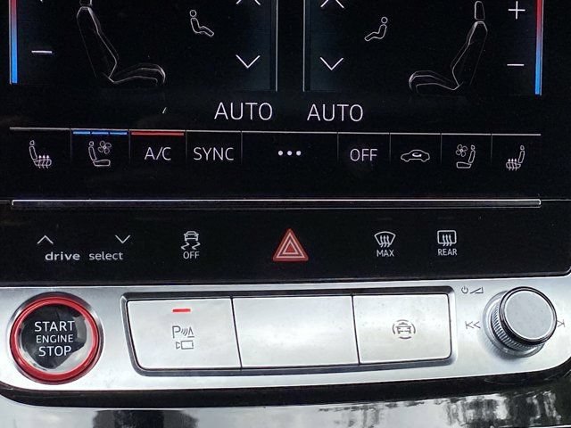 Used 2022 Audi SQ7 Prestige w/ Prestige Package AWD/4WD image 29