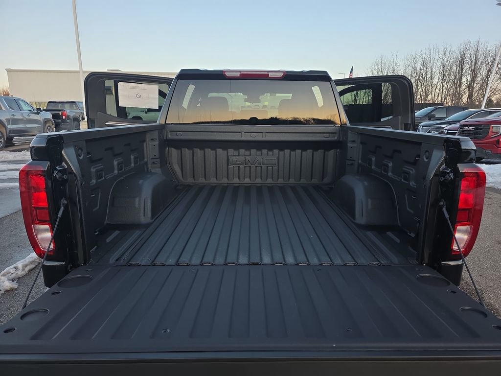 New 2026 GMC Sierra 1500 SLE image 12