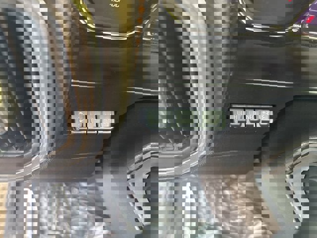 Used 2020 GMC Sierra 3500 AT4 w/ AT4 Premium Package image 24