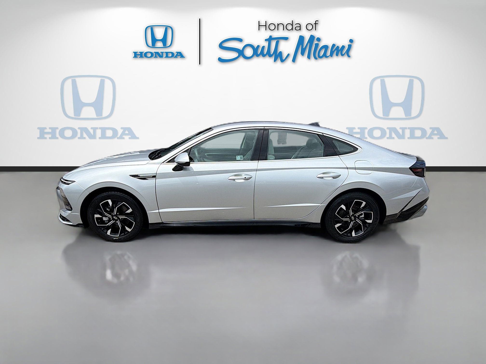 Used 2025 Hyundai Sonata SEL image 4