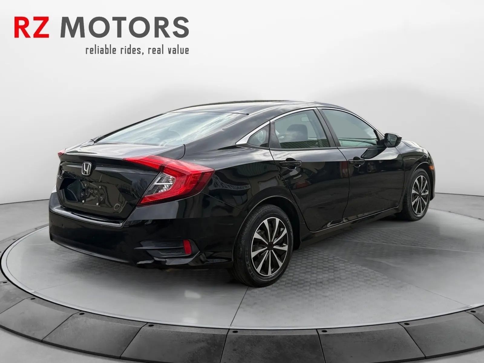Used 2018 Honda Civic LX image 5