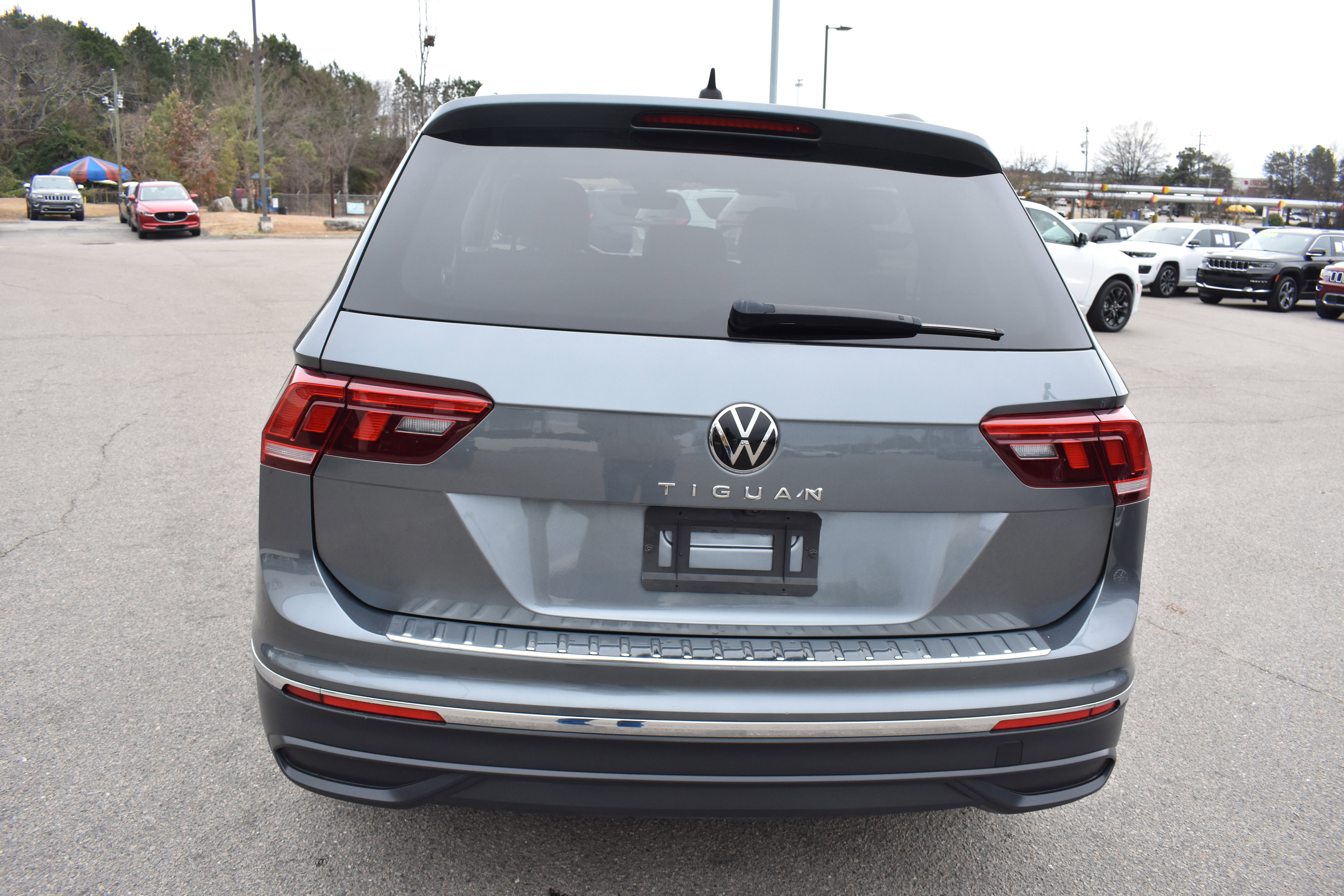 Used 2024 Volkswagen Tiguan Wolfsburg Edition image 8