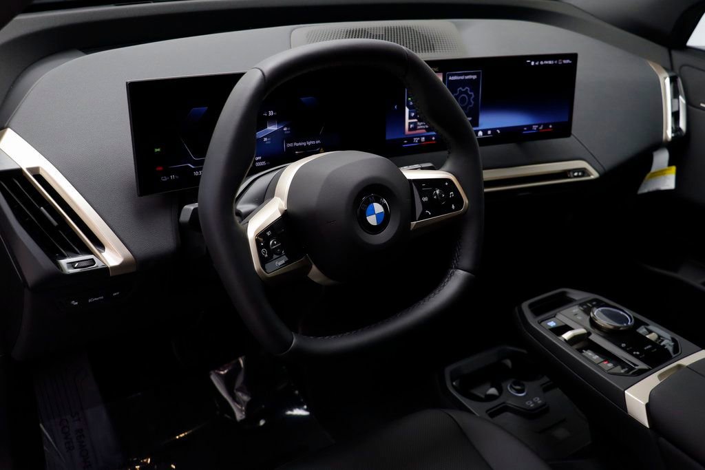 New 2026 BMW iX xDrive45 w/ Climate Comfort Package AWD/4WD image 7