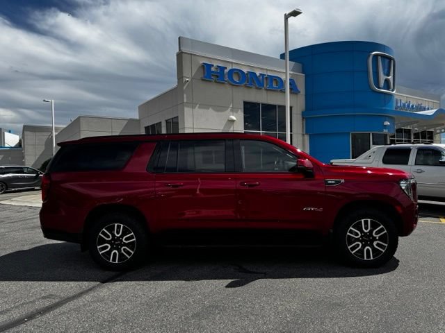 Used 2022 GMC Yukon XL AT4 w/ Max Trailering Package AWD/4WD image 4