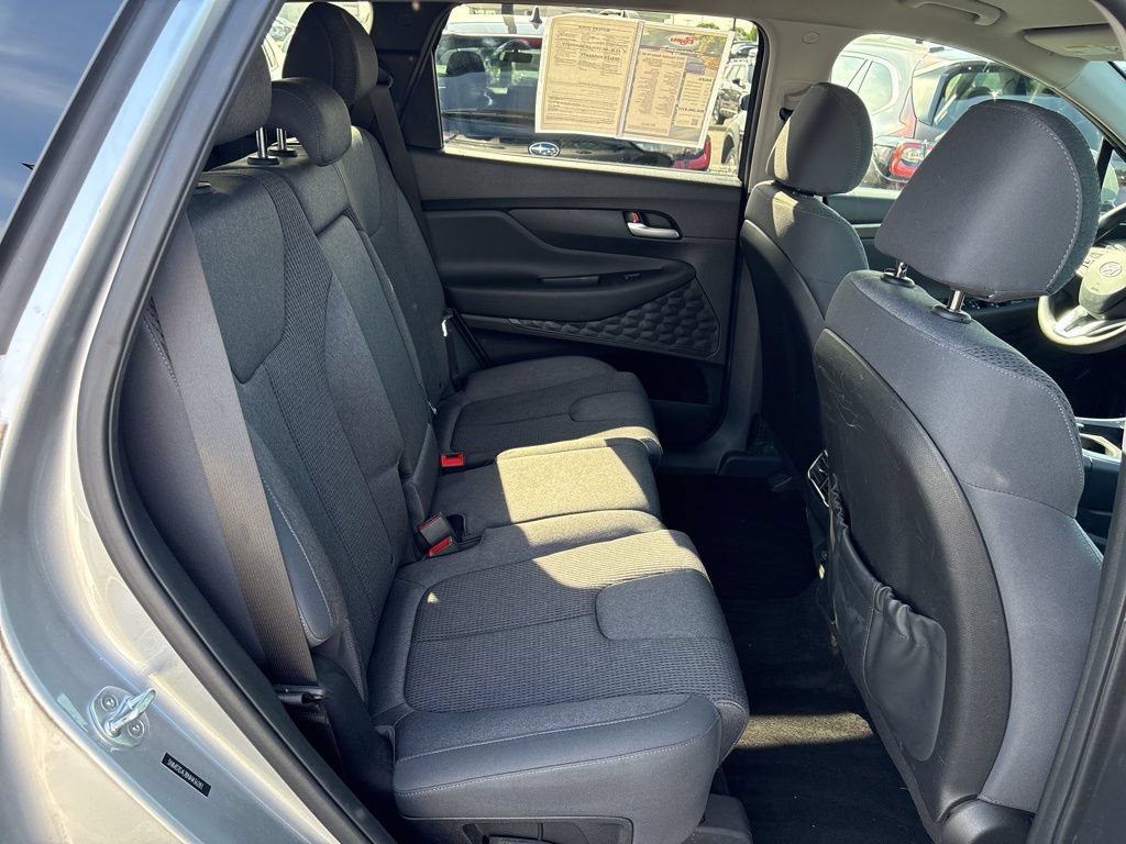 Used 2022 Hyundai Santa Fe SE AWD/4WD image 11